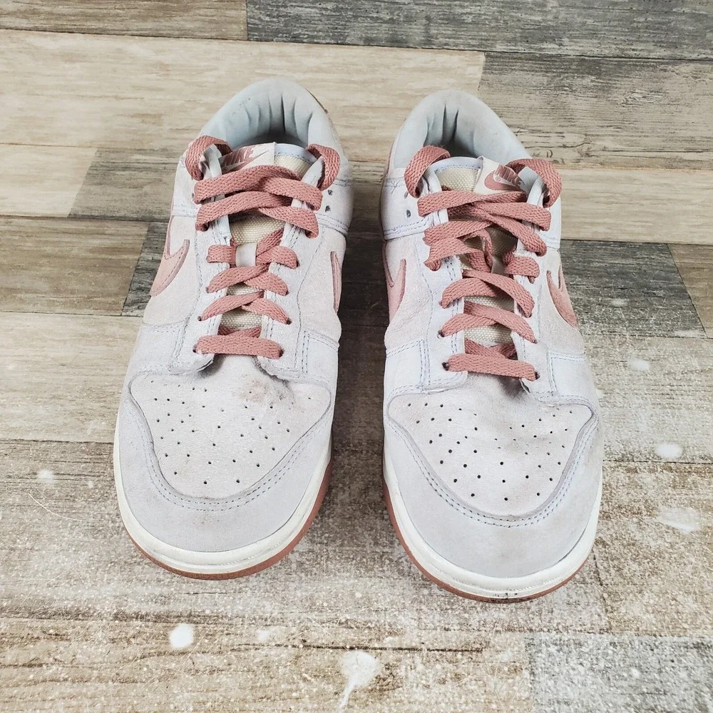 Nike Dunk Low Womens Shoes Sz 6 Skate Suede Leather Low Top Lace-Up Sneaker